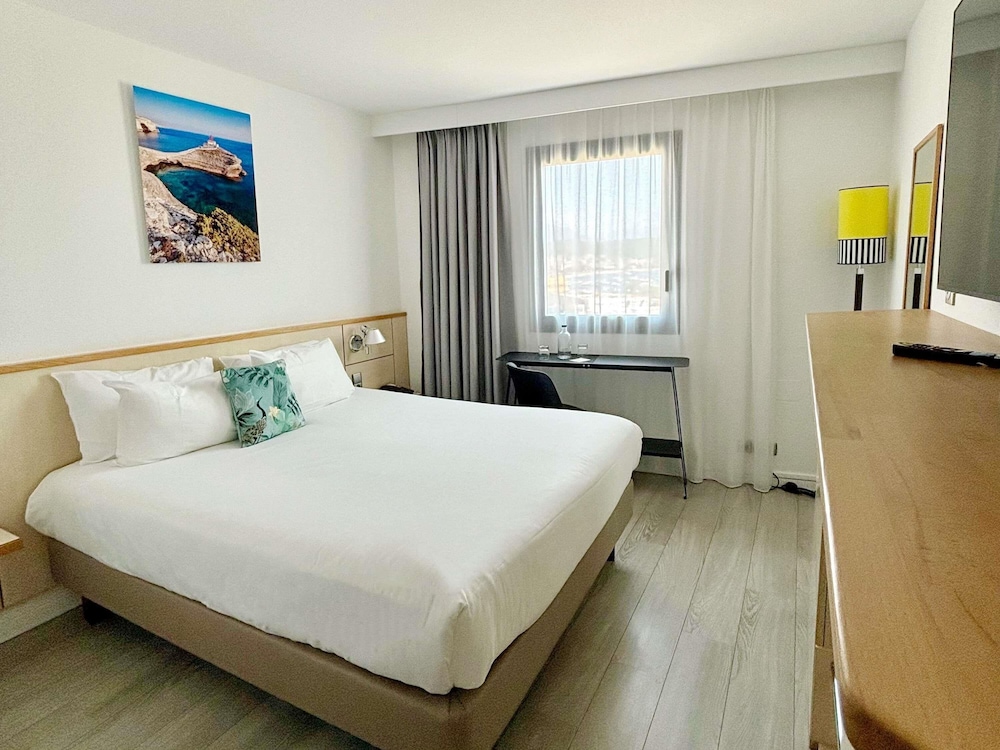 Classic Room, 1 Double Bed, Sea View - Photo 1