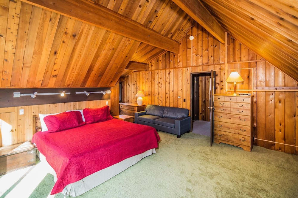 House, Multiple Beds (Mountainside Lodge) photo 1