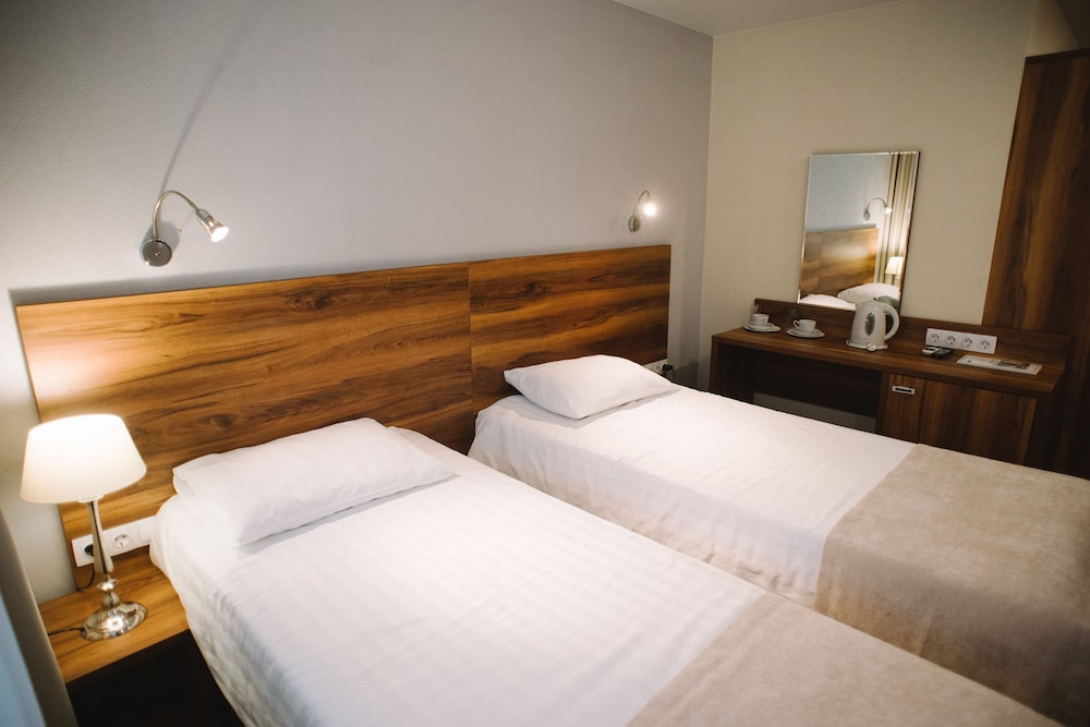 Standard Double or Twin Room, 2 Twin Beds photo 2