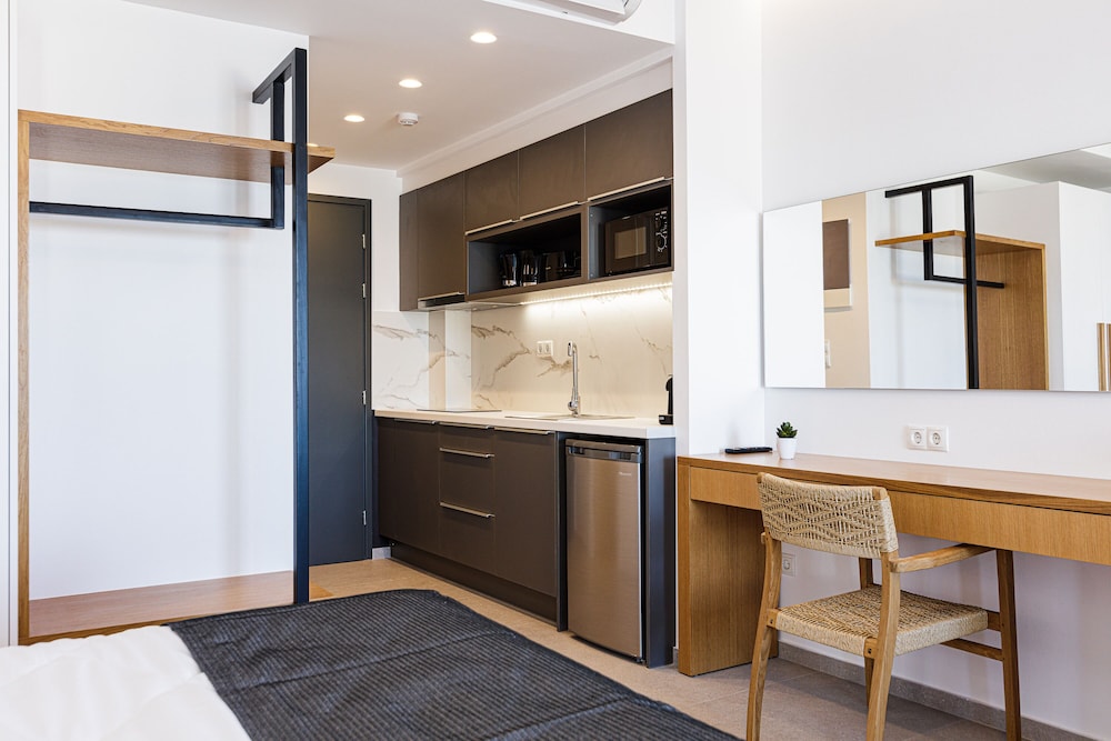 Suite, Sea View - Photo 12