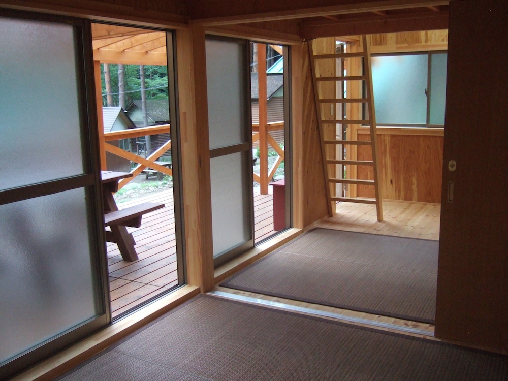 Bungalow (FⅡ Type, for 10~12 Guests)