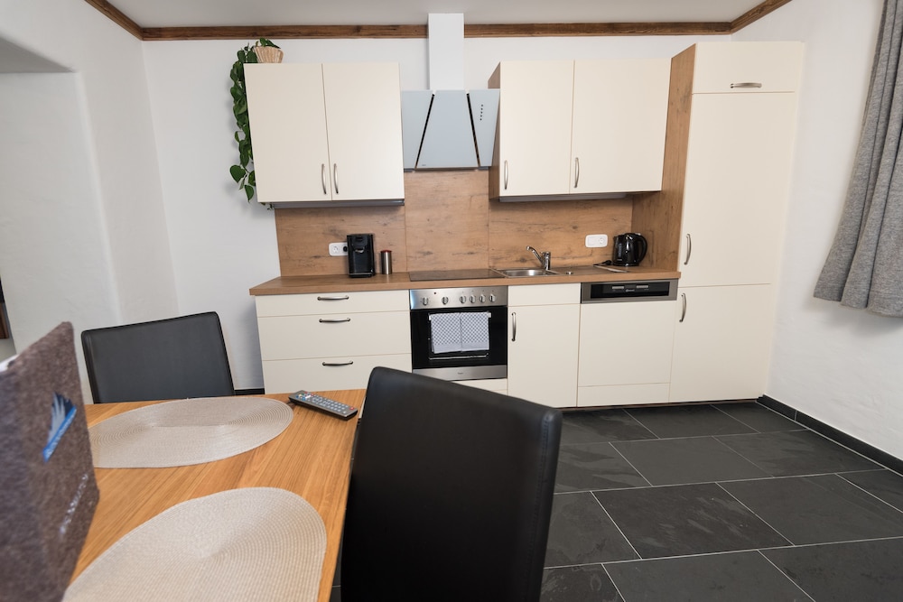 Exclusive Apartment, 1 Bedroom, Mountain View photo 2