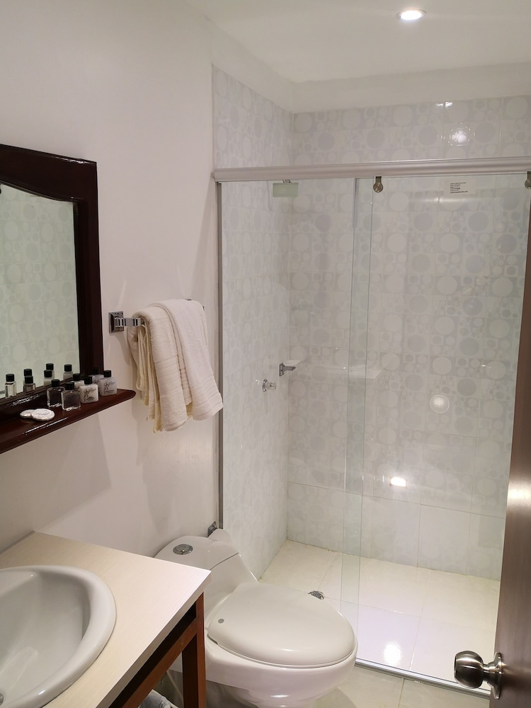 Comfort Double Room, 2 Double Beds, Non Smoking photo 2