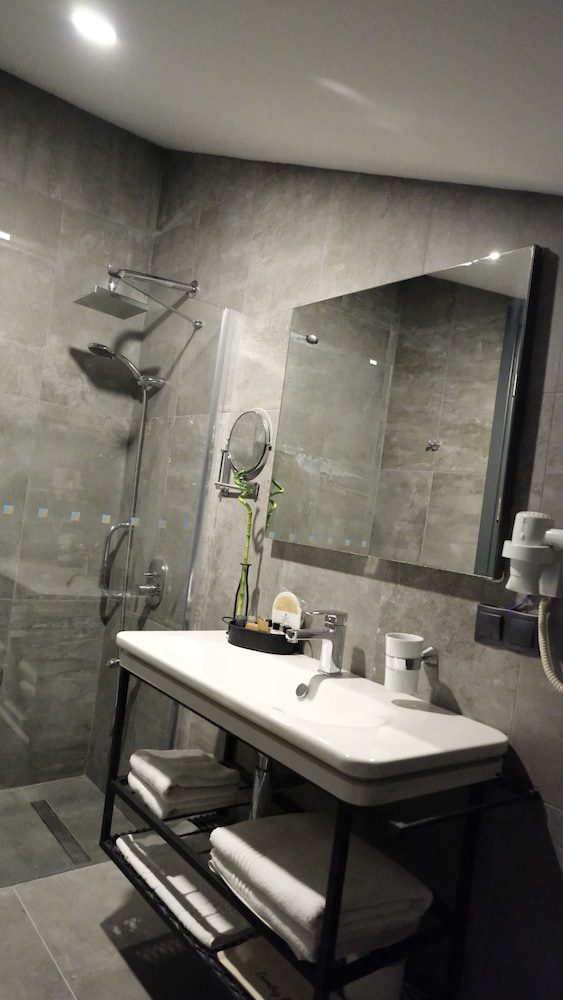 Deluxe Double Room, Sea View - Photo 3