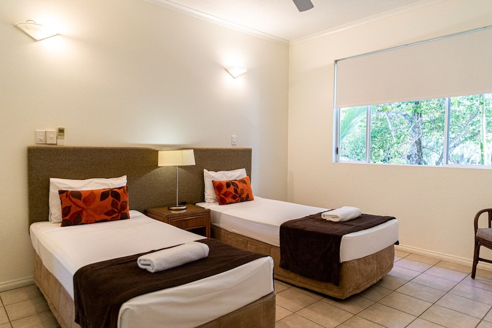 Luxury Suite, 3 Bedrooms, Balcony, Ocean View photo 3