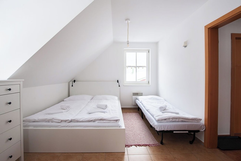 Classic Apartment photo 2