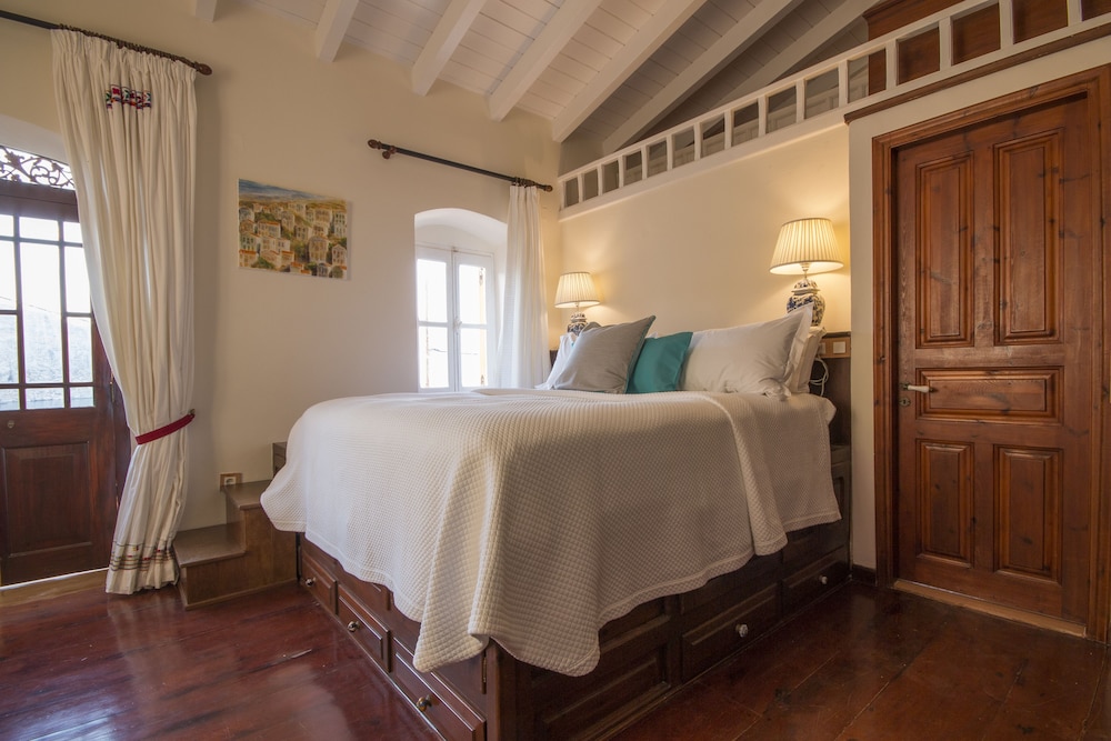 Double Room (Bougainvillea) photo 3