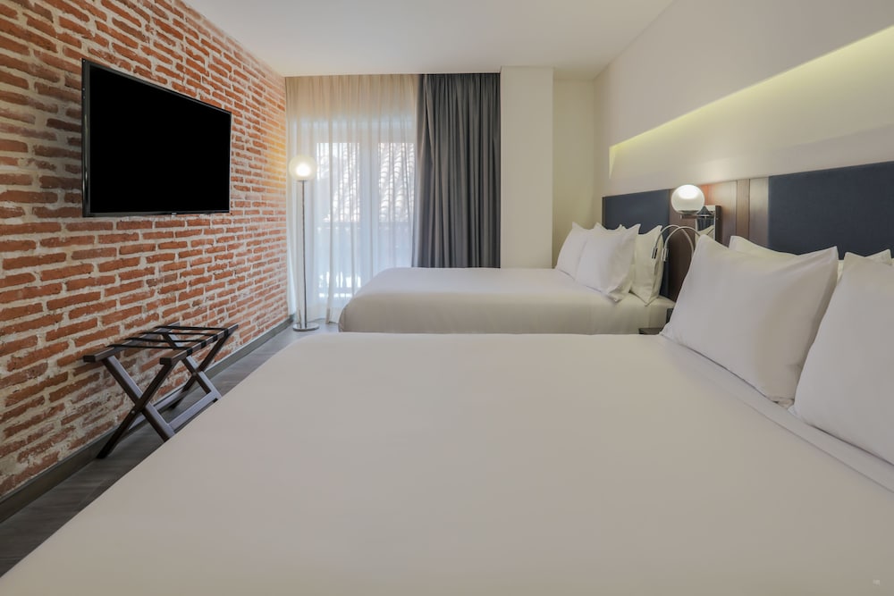 Superior Room, 2 Queen Beds, Non Smoking