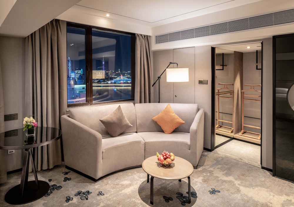 Premier Suite, 2 Twin Beds - Photo 3