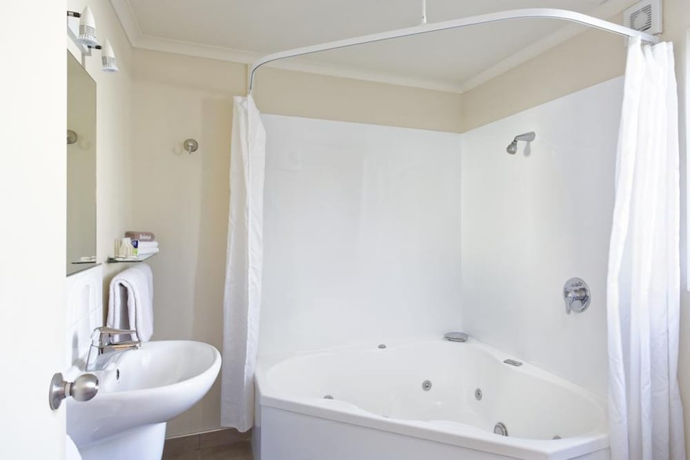 One Bedroom Spa Suite photo 3