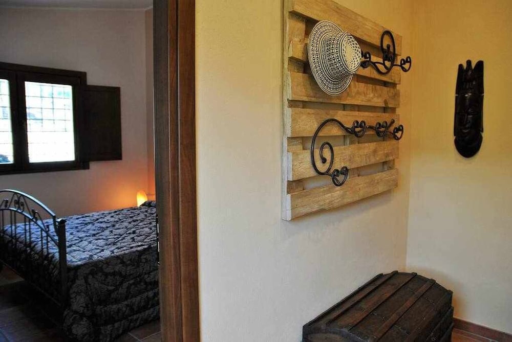 Villa, 4 Bedrooms, Patio, Garden View photo 2