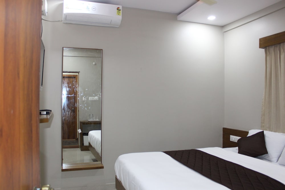 Deluxe Single Room
