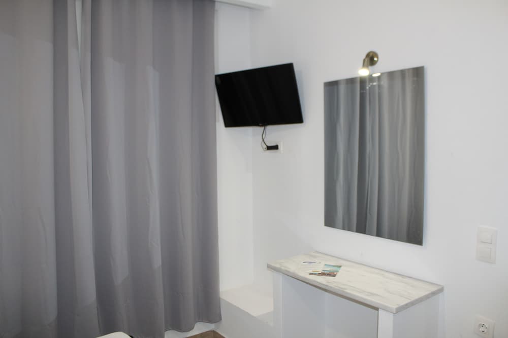 Basic Room photo 2