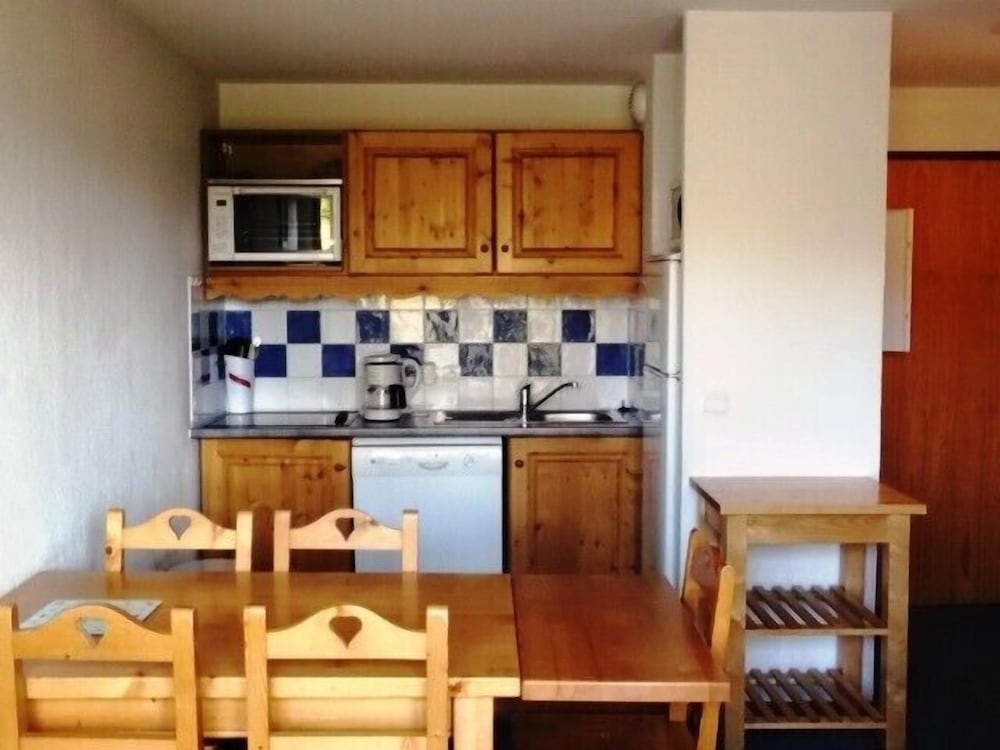 3 Bedrooms photo 2