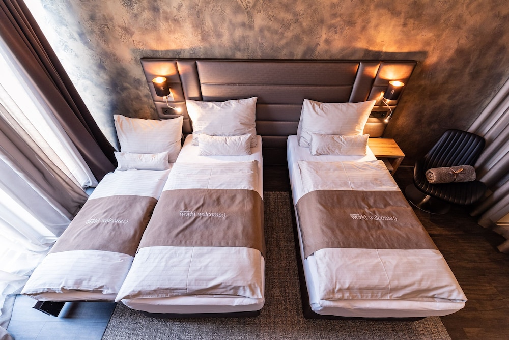 Superior Double Room (with extra bed) photo 1
