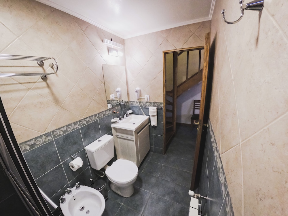 Apartment 3 photo 2