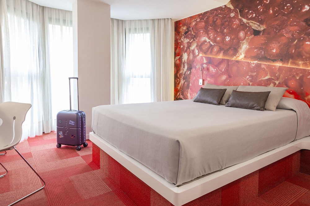 Double Room - Photo 5