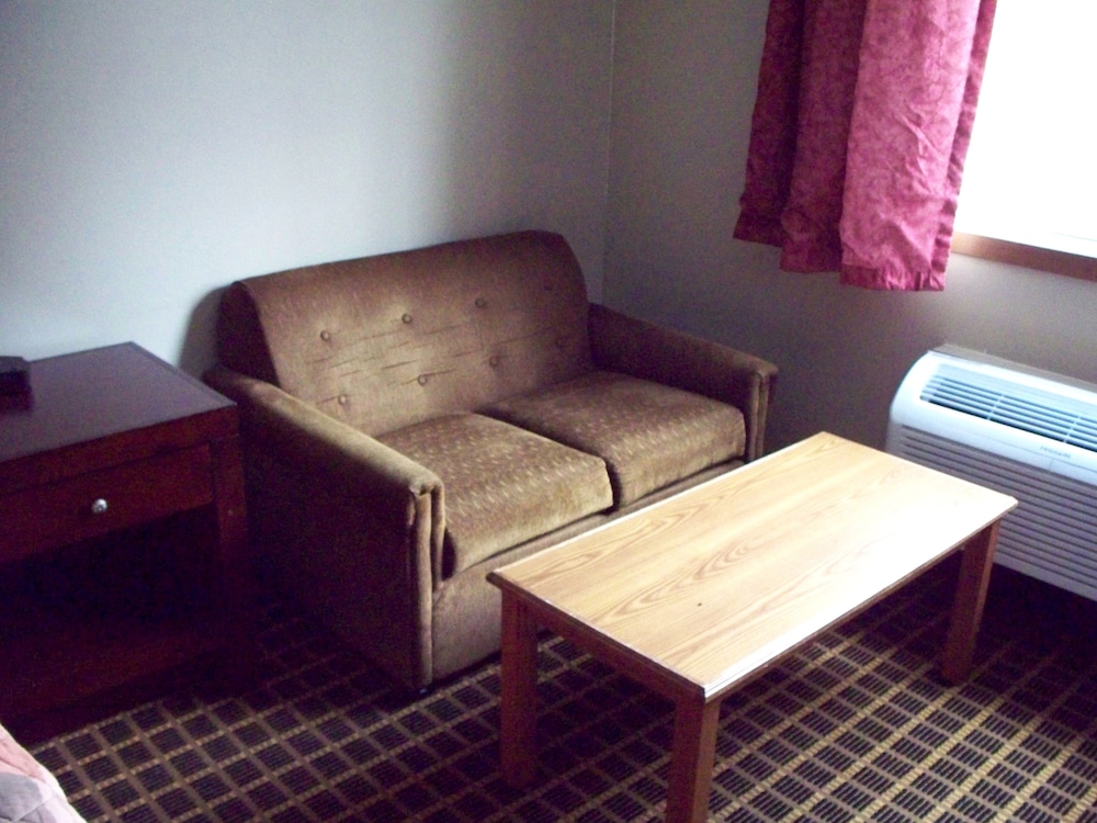 Deluxe Room, 1 King Bed with Sofa bed photo 2