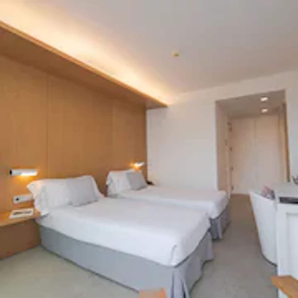 Superior Double Room: 1 & 2 adults - Photo 3