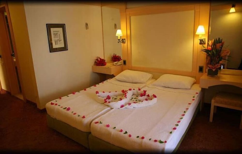 Standard Room photo 3