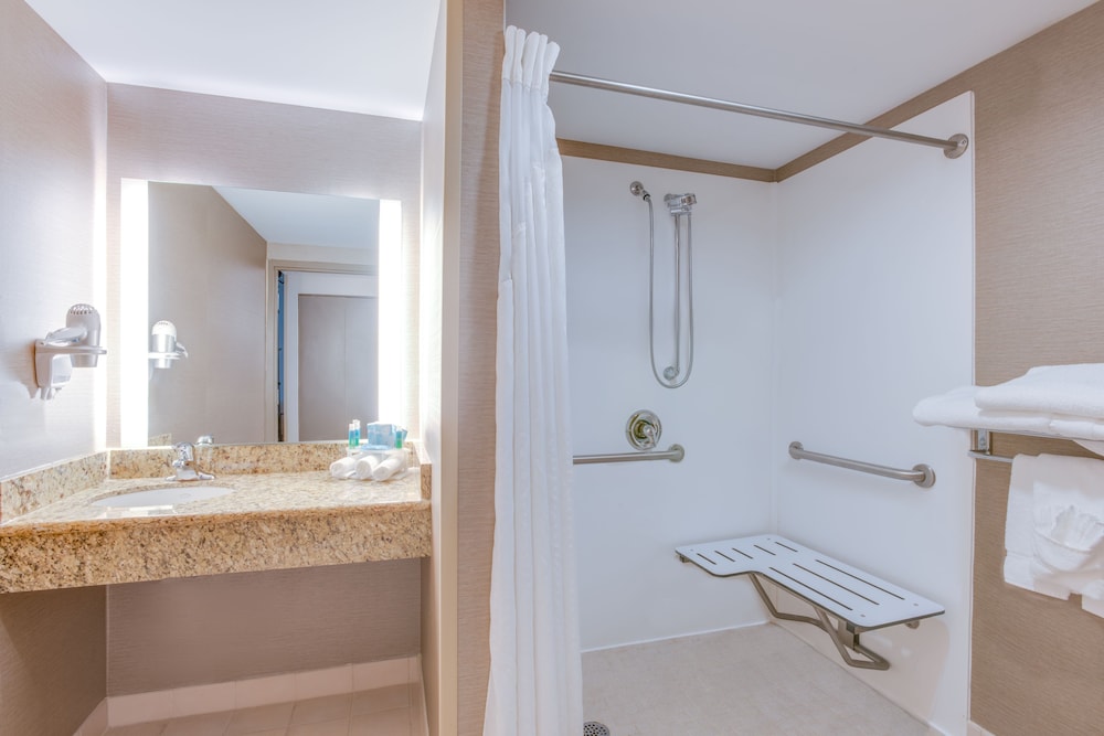 Holiday Inn Express Hotel & Suites Bethlehem by IHG, Photo 4