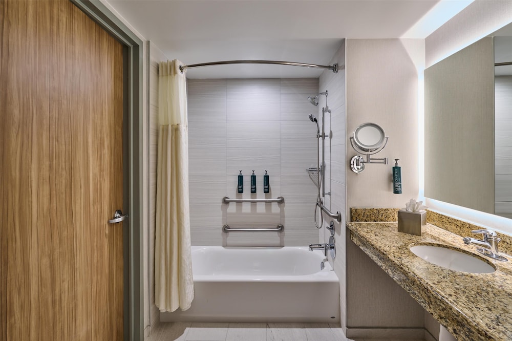 Hotel Zessa Orange County Airport, a DoubleTree by Hilton, Bilde 9