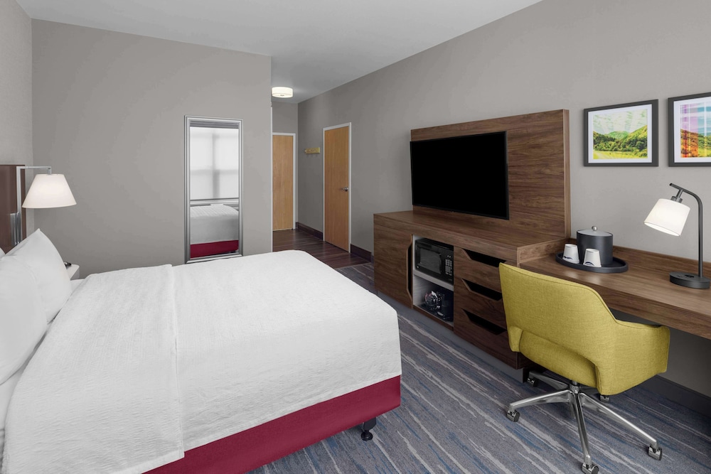 Room, 1 Queen, Accessible, Roll In Shower, Non Smoking - Photo 2