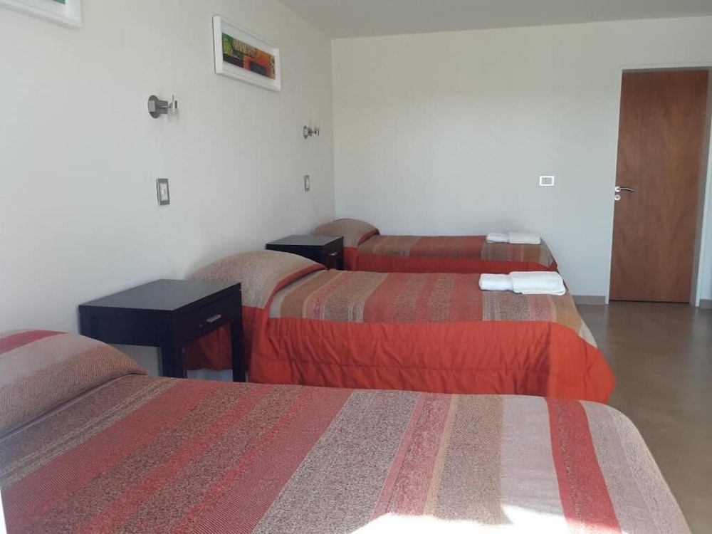 Deluxe Triple Room, 3 Twin Beds photo 3