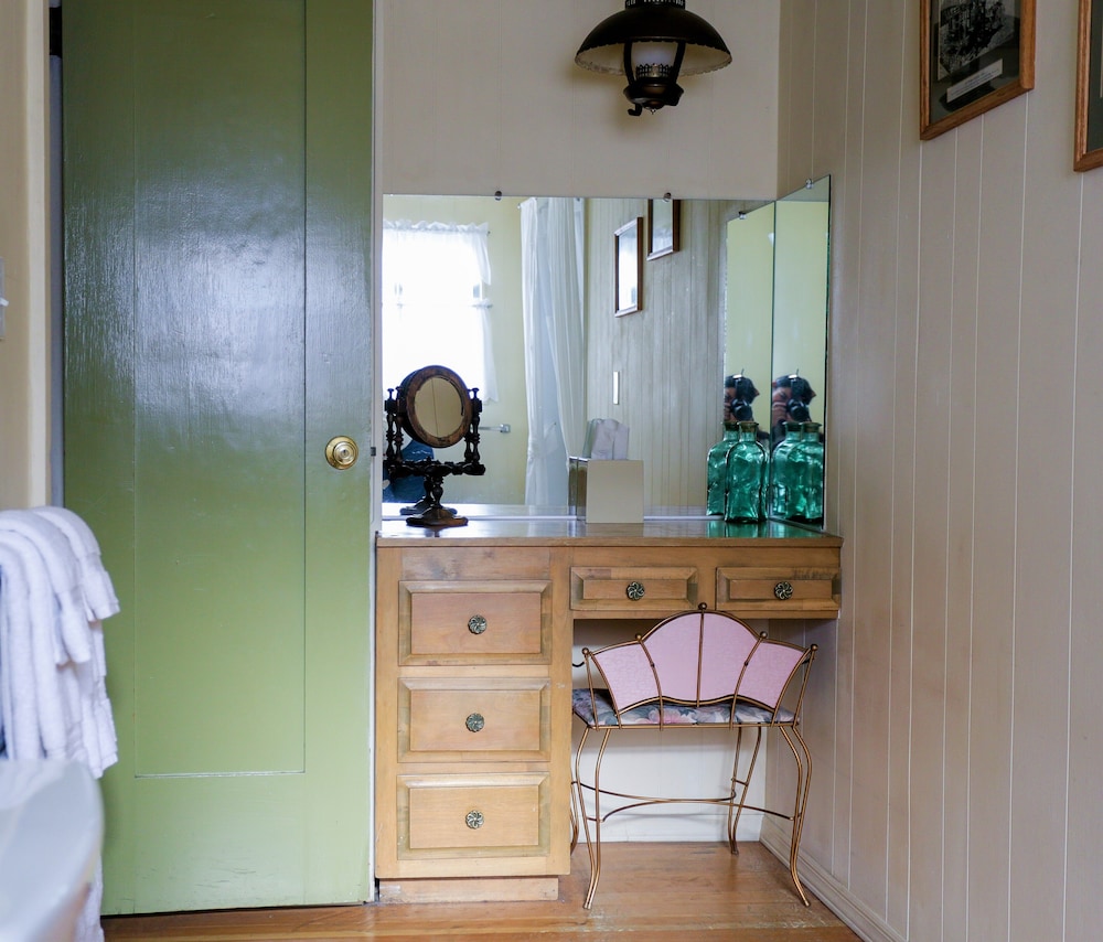 Lucky Baldwin Room photo 3