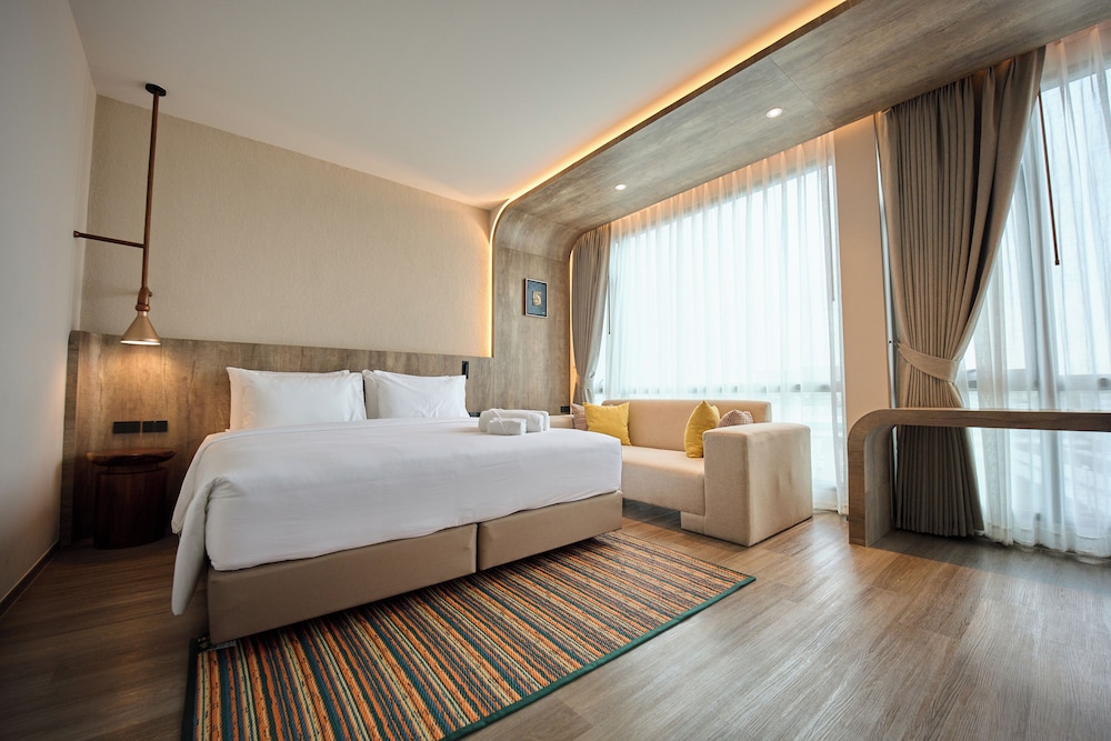 Family Studio Suite