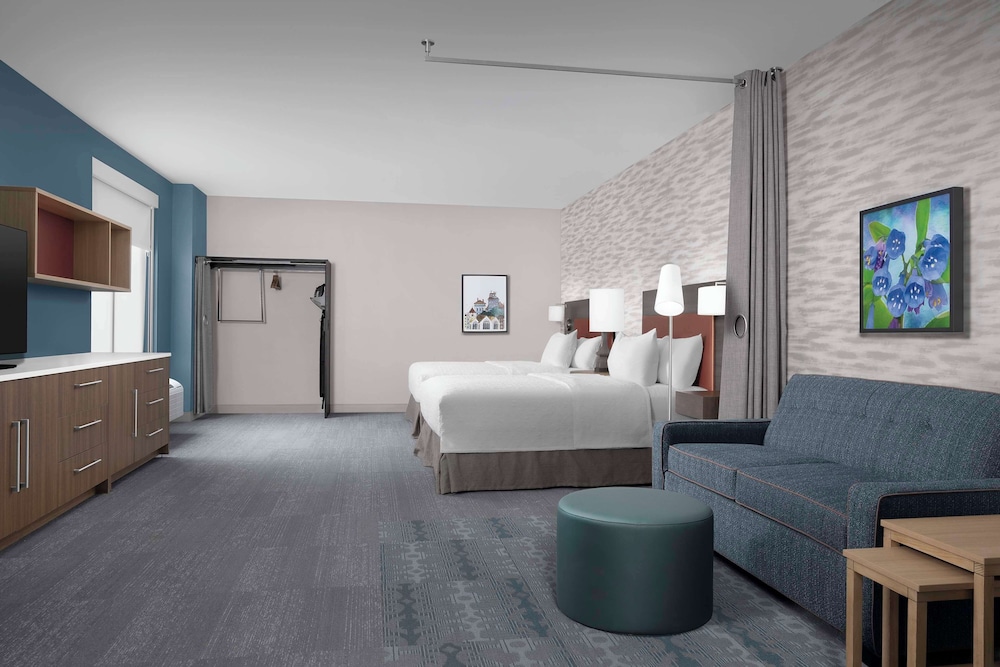 Studio Suite, 2 Queen Beds, Accessible, Bathtub - Photo 1