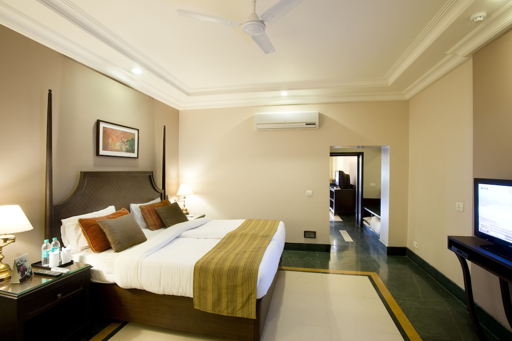 Maharaja Suite photo 2