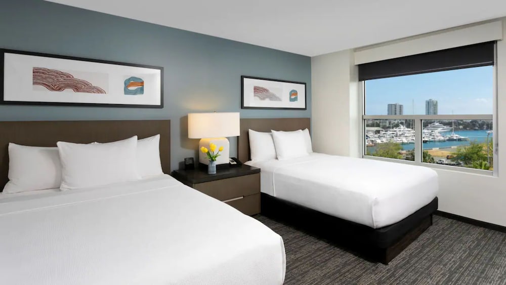 Suite, Accessible Bathtub, Bay View photo 3