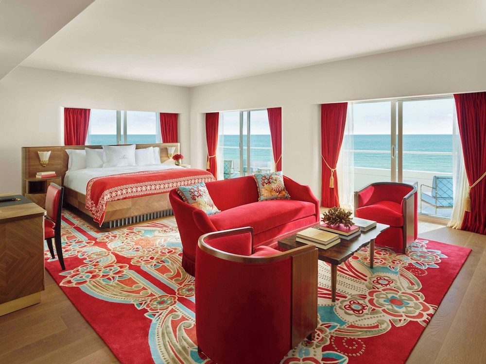 Premier Oceanfront Four-Bedroom Suite