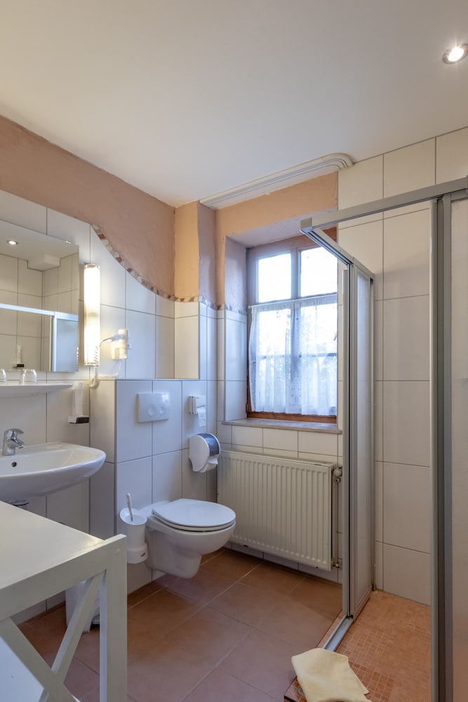 Classic Double Room Annex - Photo 6