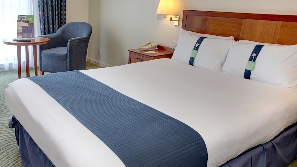 Standard Room, 1 Queen Bed, Accessible photo 2
