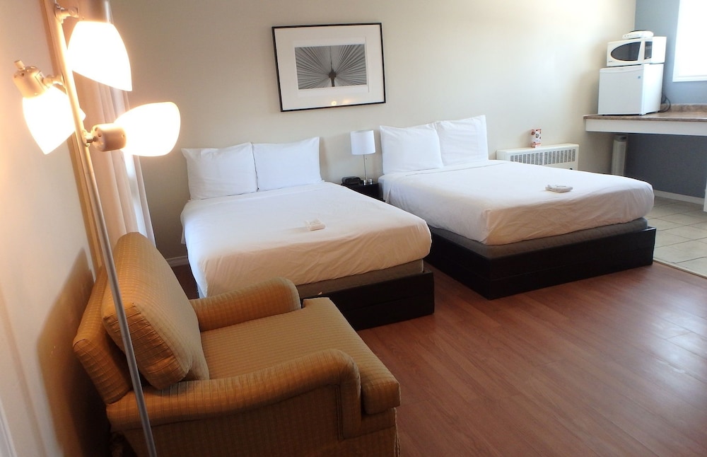 Standard Room, 2 Double Beds