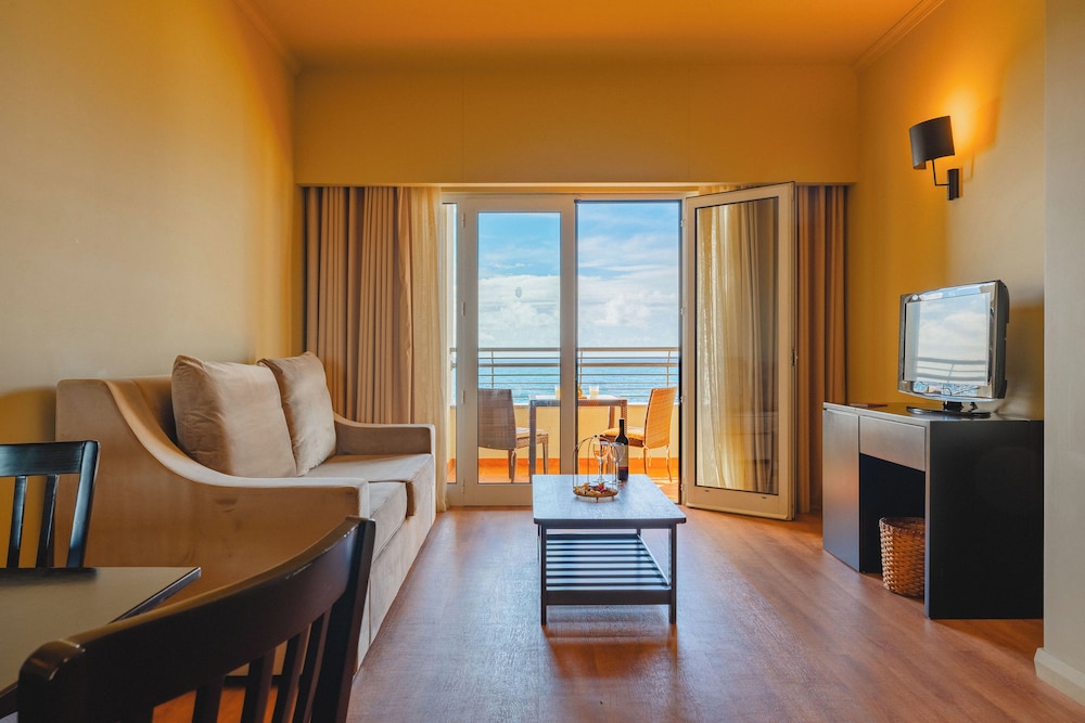 Family Suite - Photo 1