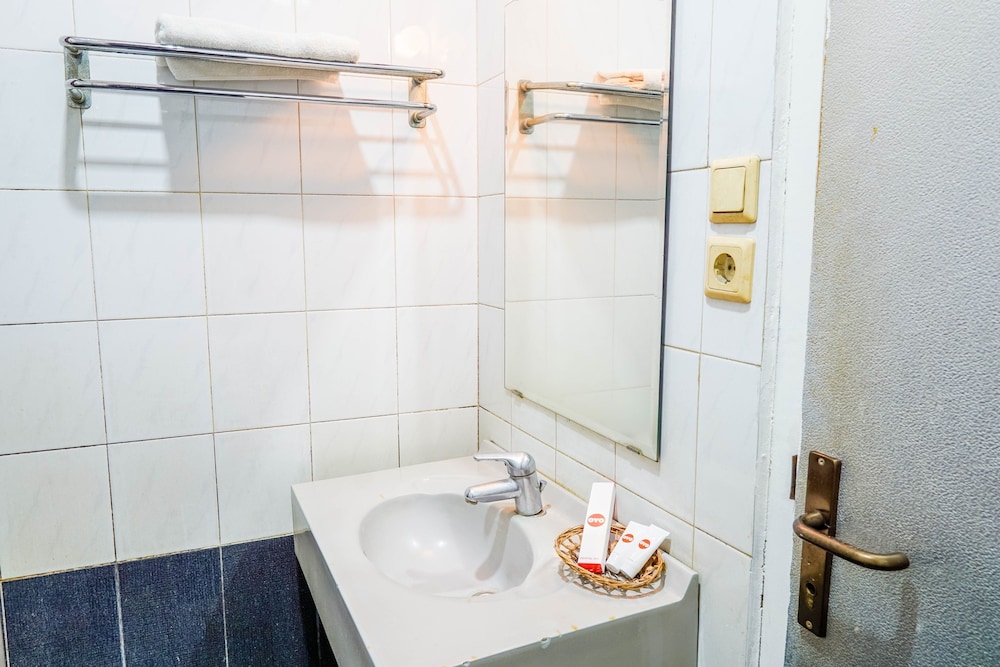 Deluxe Single Room photo 3