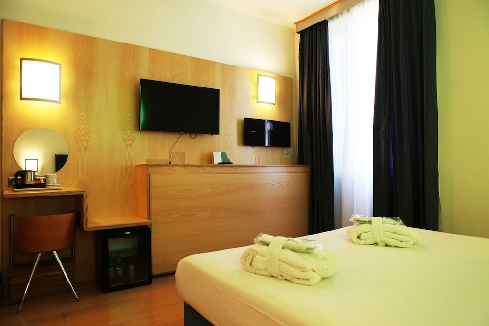 Superior Double or Twin Room, 1 King Bed