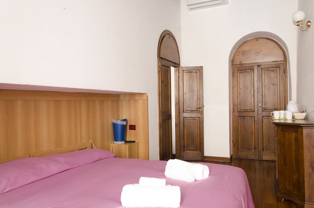 Superior Quadruple Room, City View photo 3