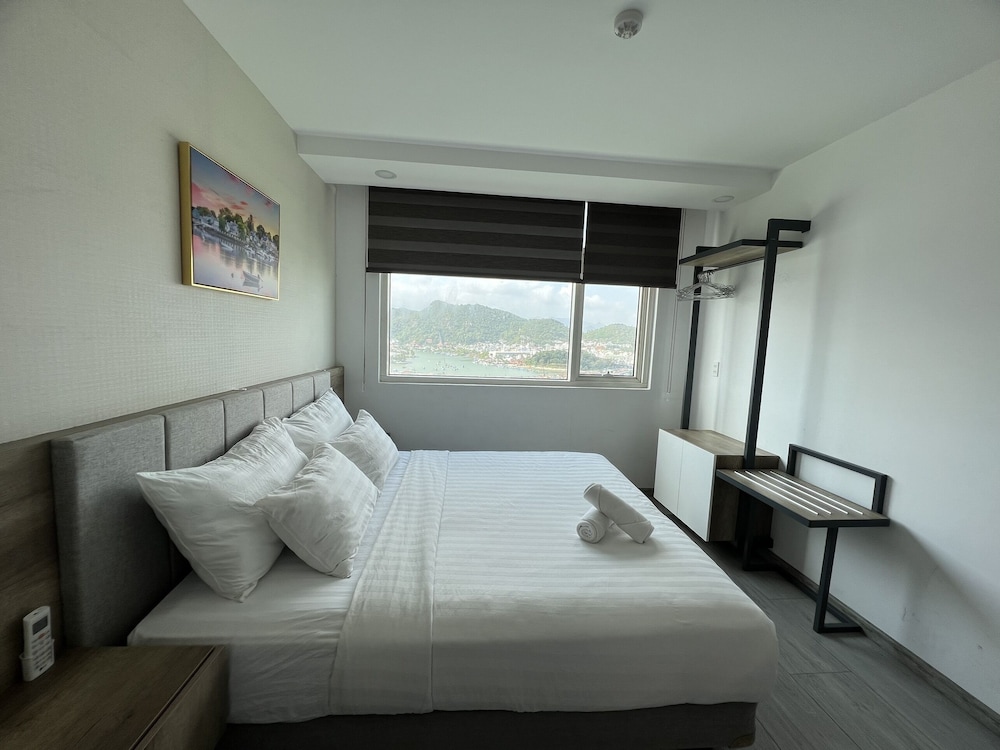 City Apartment, 2 Bedrooms, Sea Facing