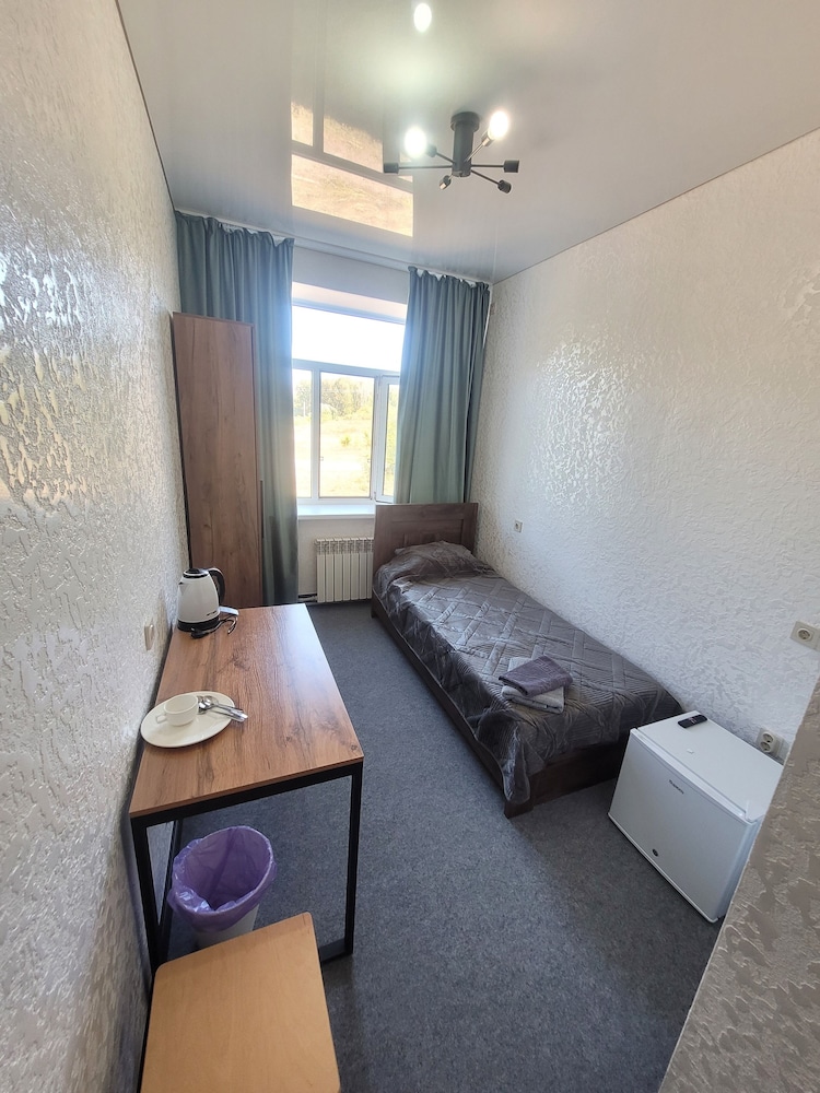 Luxury Single Room, Non Smoking, Mountain View