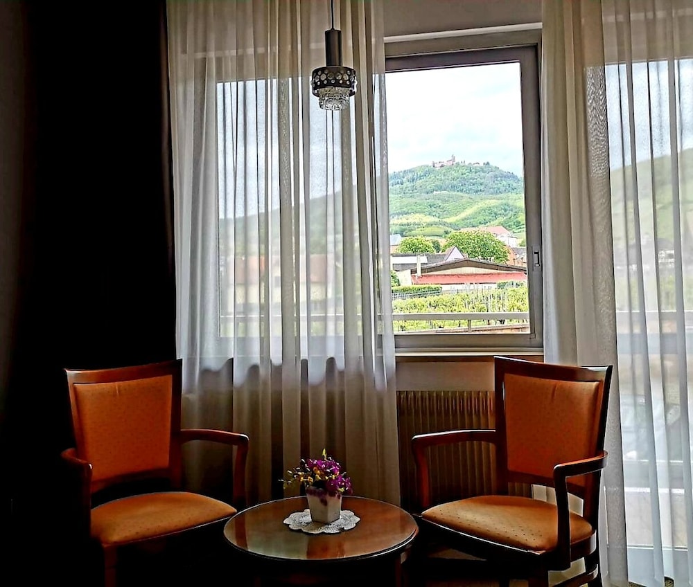 Superior Double Room, Balcony - Photo 9
