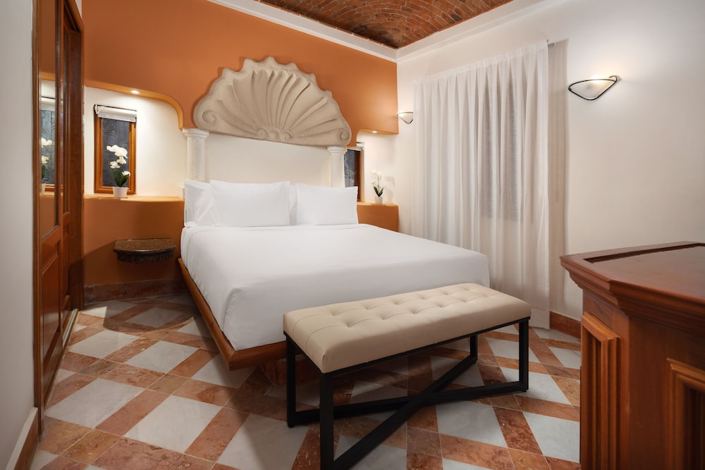 Classic Double Room - Photo 1