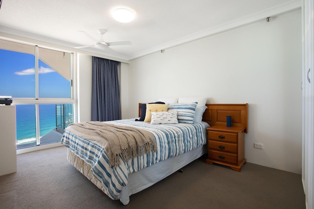 Premium Two-Bedroom Apartment with Ocean View photo 2