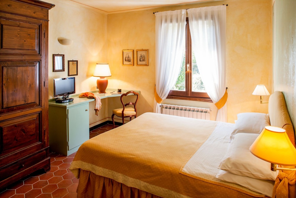 Deluxe Room, 1 Double Bed photo 2