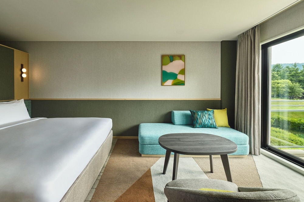 Premium Room, 1 King Bed