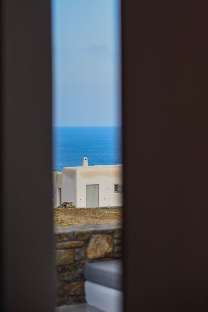 Superior Suite, Jetted Tub, Sea View - Photo 18