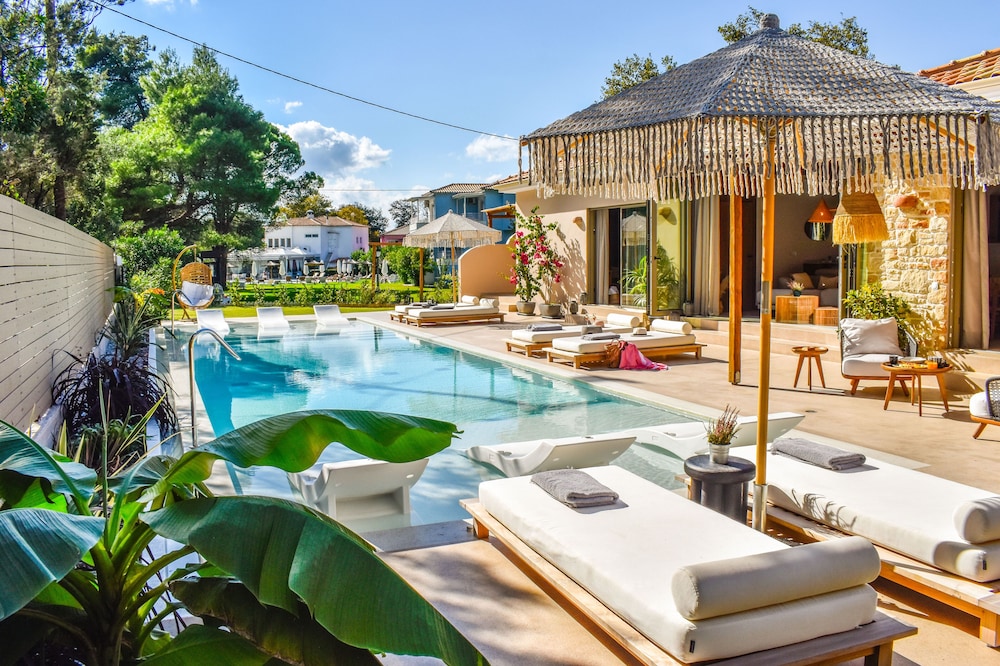 Family Villa, 2 Bedrooms, Non Smoking, Poolside photo 1